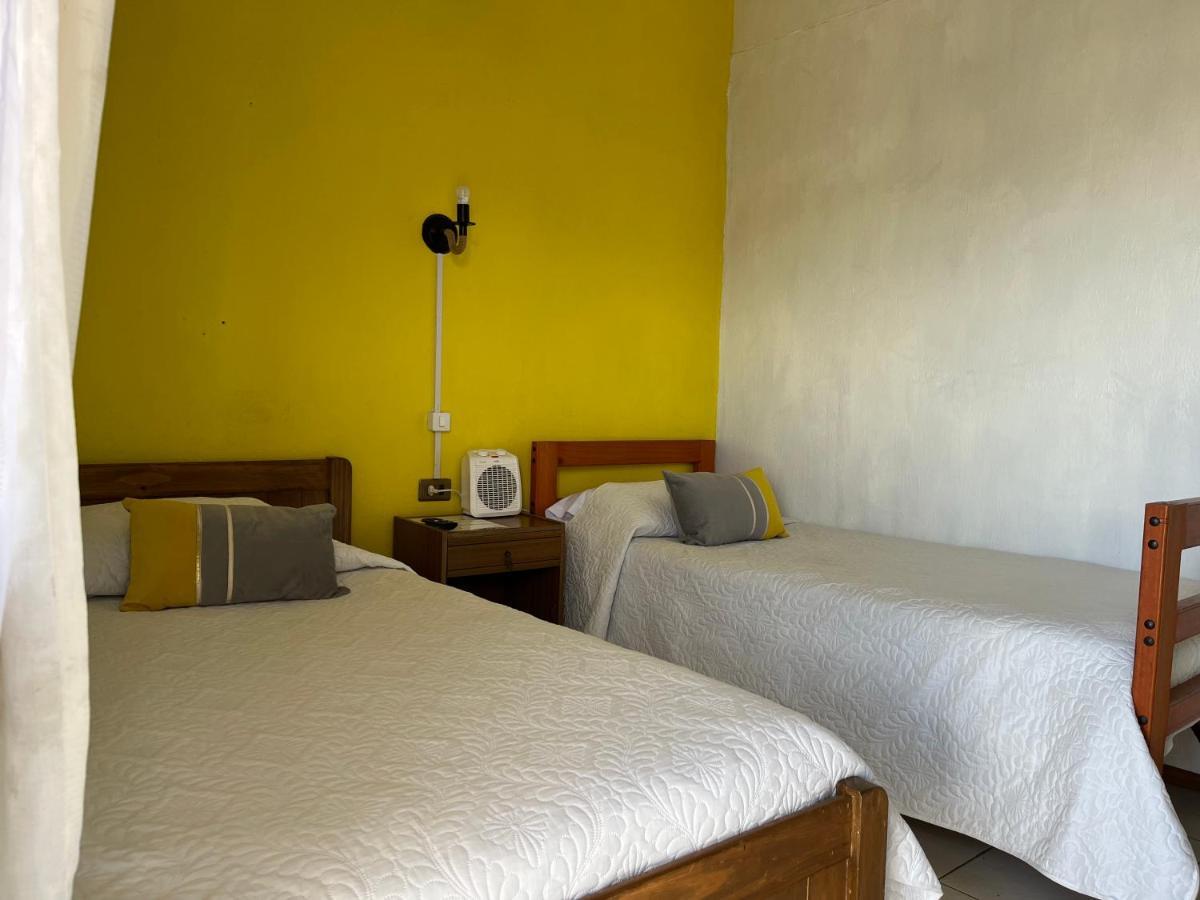 Hostal Avenue La Serena Bagian luar foto