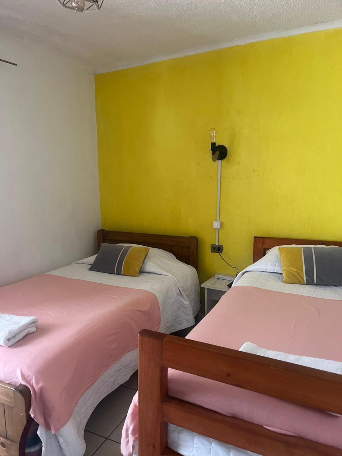 Hostal Avenue La Serena Bagian luar foto